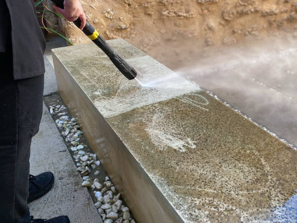 Best Concrete Pressure Washing  in Clovis, CA